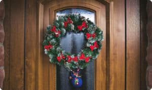 solid offers Selling your house during the holidays how to decorate