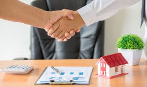 handshake house sale Pros and Cons of a Short Sale